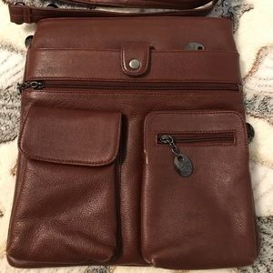 SILVER ROSE LEATHER CROSSBODY BAG